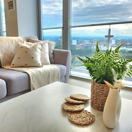 Apartament Pass The Keys Stunning Penthouse With Balcony Sunset Views Belfast Zewnętrze zdjęcie