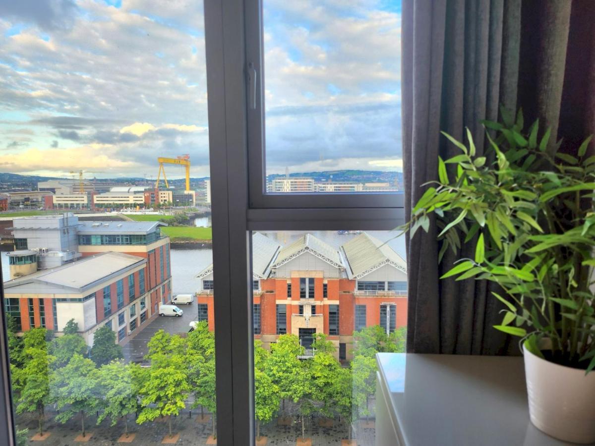 Apartament Pass The Keys Stunning Penthouse With Balcony Sunset Views Belfast Zewnętrze zdjęcie