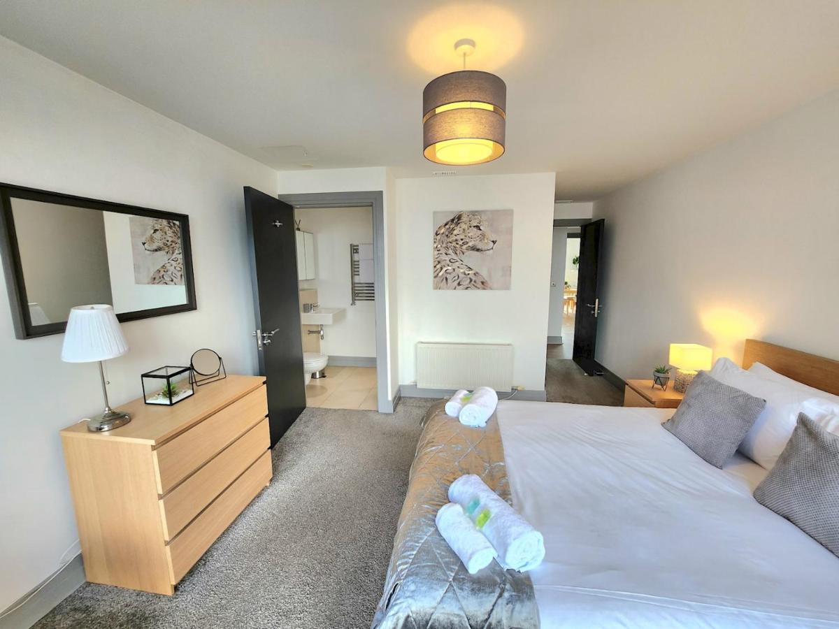 Apartament Pass The Keys Stunning Penthouse With Balcony Sunset Views Belfast Zewnętrze zdjęcie