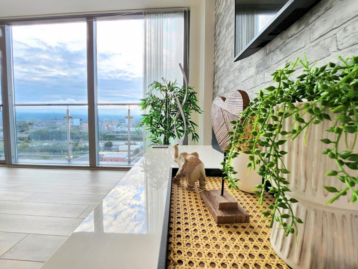 Apartament Pass The Keys Stunning Penthouse With Balcony Sunset Views Belfast Zewnętrze zdjęcie
