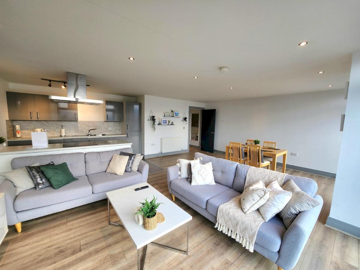 Apartament Pass The Keys Stunning Penthouse With Balcony Sunset Views Belfast Zewnętrze zdjęcie